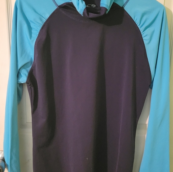 Champion shirt - Picture 2 of 2